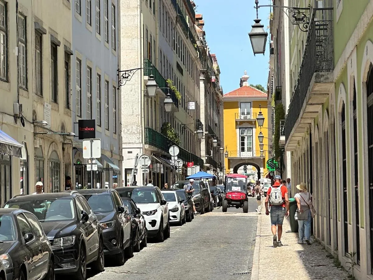 The Downtown Terrace - Fabulous Views, Romantic Penthouse, 6Th-Floor No Lift Lisboa 0*,