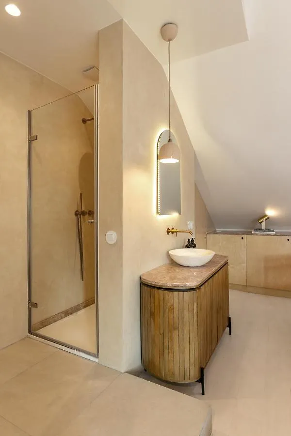 The Downtown Terrace - Fabulous Views, Romantic Penthouse, 6Th-Floor No Lift Lisboa